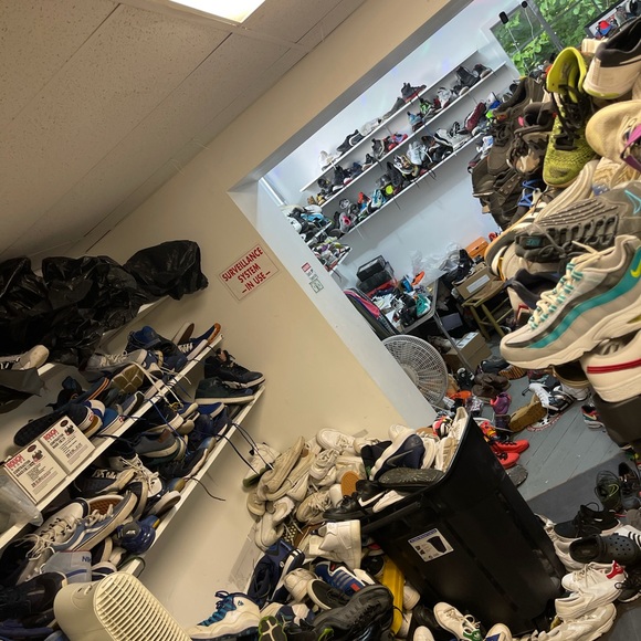 $100 Beater Mystery Box 📦 All Sizes Available - Picture 4 of 8